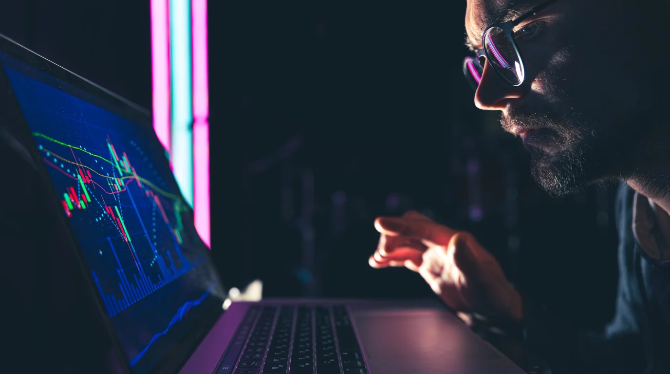 ai stock trading tools, AI trading bots, stock trading AI, automated trading tools, AI investing tools, fintech AI Image by pvproductions on Freepik